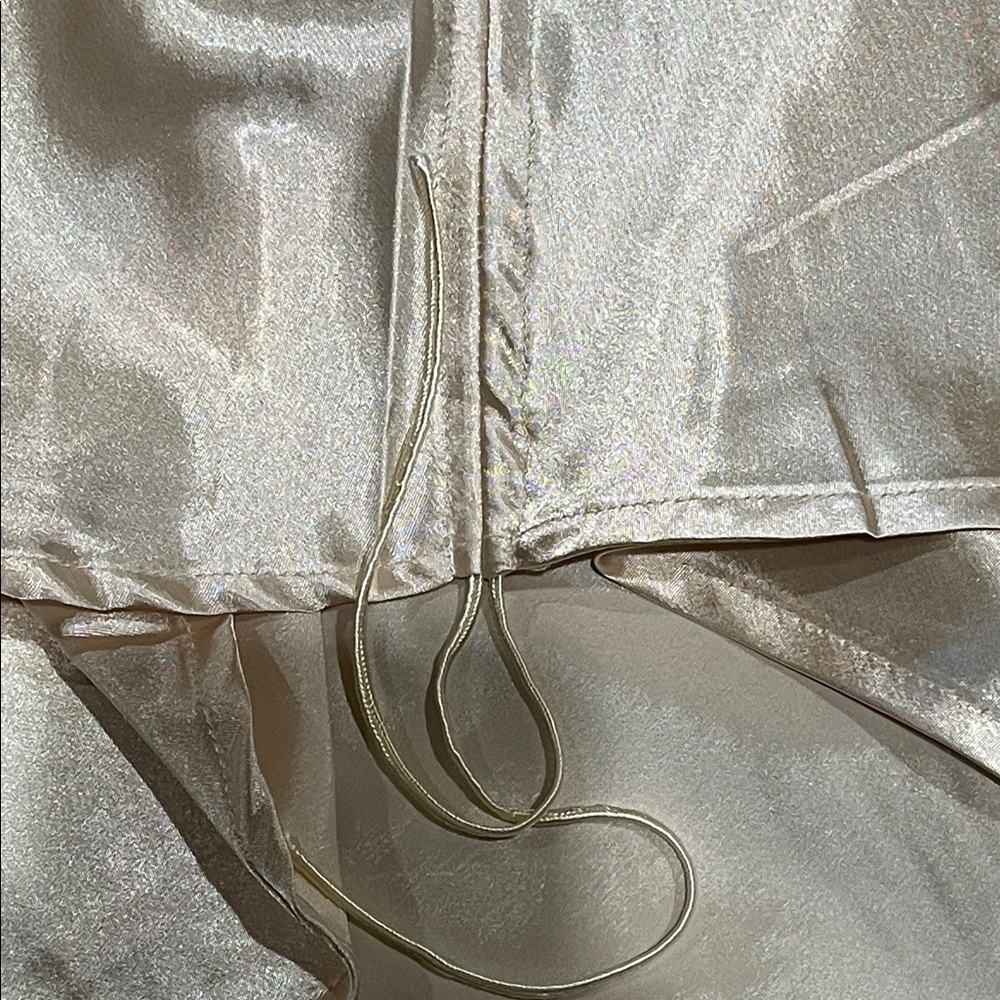 EVNL Chic Cream Satin VINTAGE Slip Dress, ADJUSTABLE SIDE RUCHING. SIZE M - Picture 10 of 11